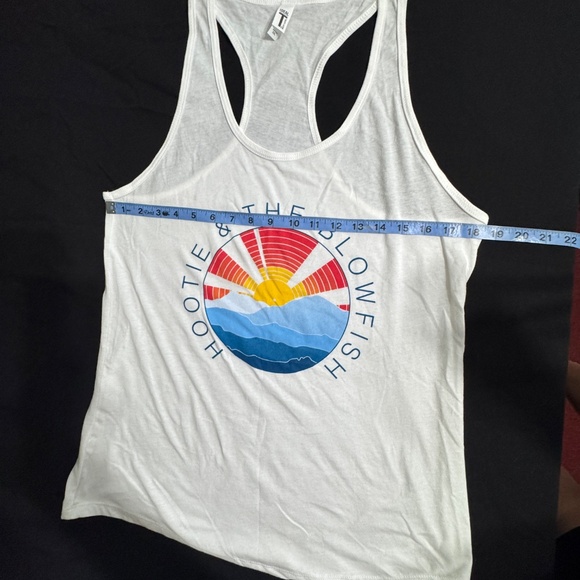 Hootie & the Blowfish Official 'Summer Camp With Trucks' 2024 Tour Tank - Picture 4 of 5
